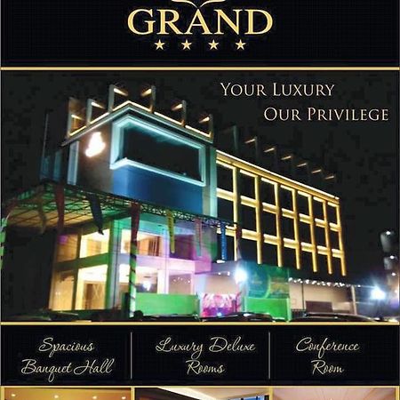 Dng The Grand Hotel Kanpur Esterno foto